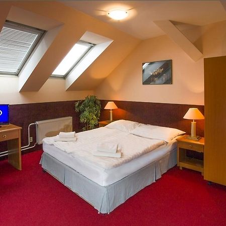A Plus Hotel & Hostel Prága Kültér fotó