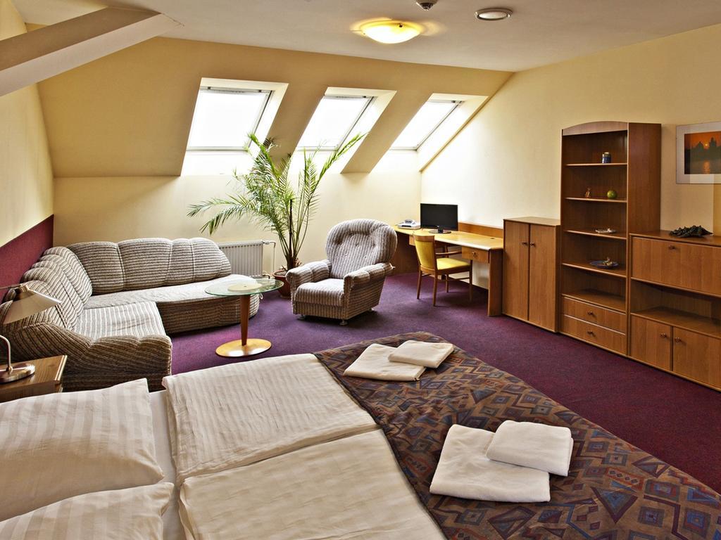 A Plus Hotel & Hostel Prága Kültér fotó