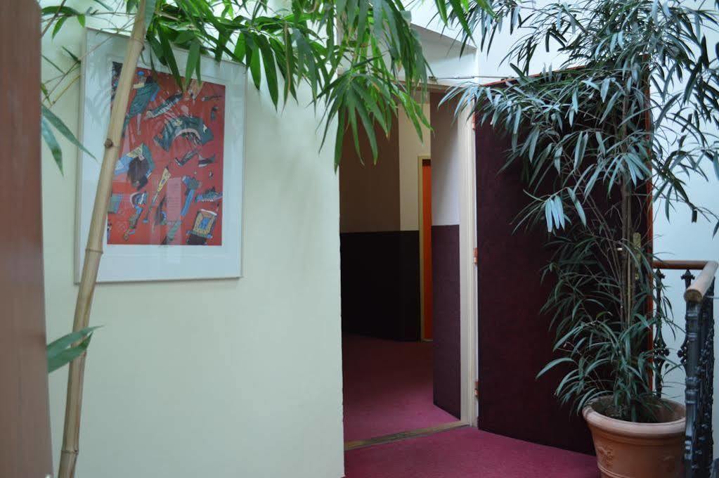 A Plus Hotel & Hostel Prága Kültér fotó